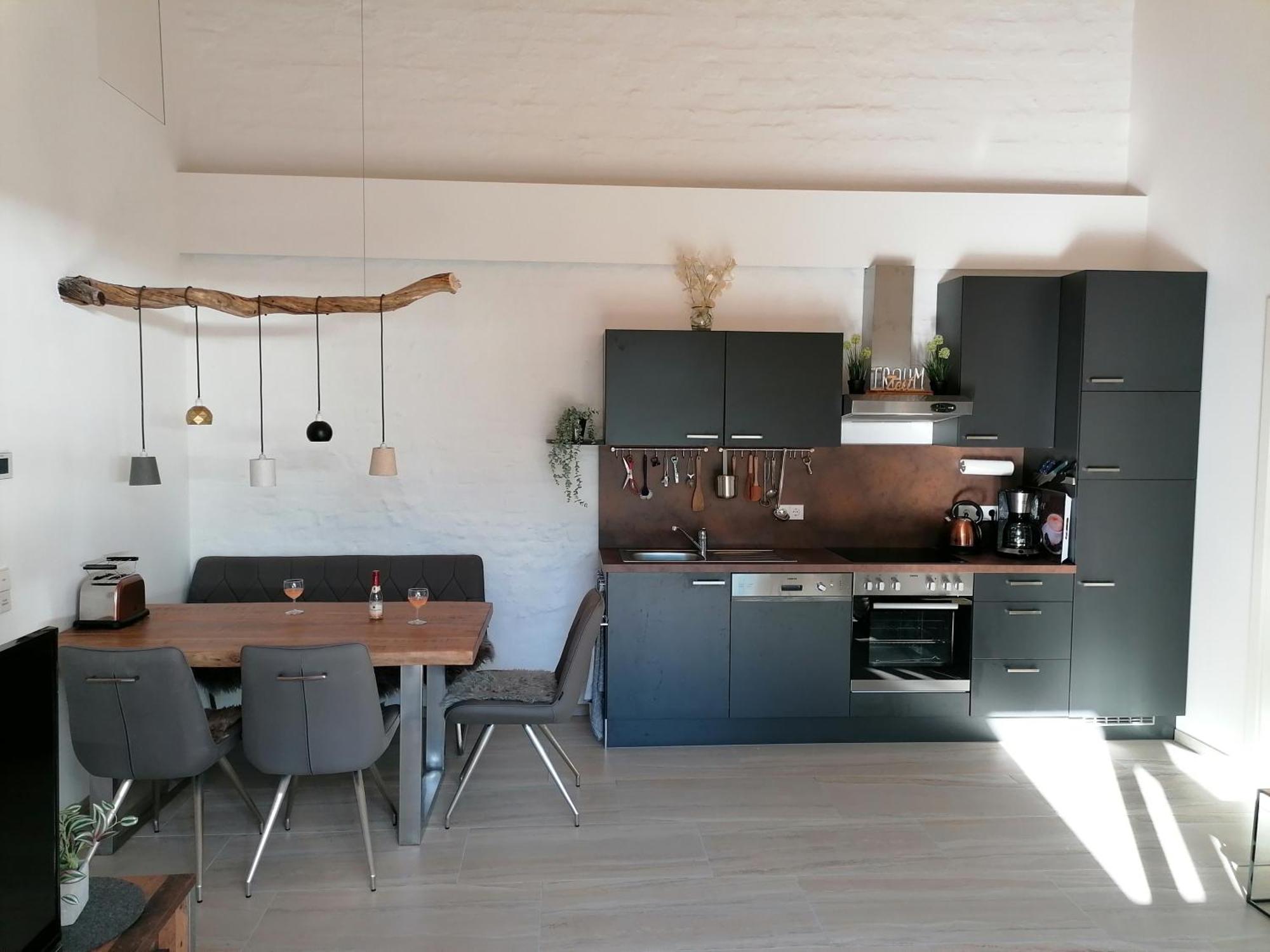 Auszeit Erfurt - Stilvoller Bungalow Mit Parkplatz - Zentrumsnah Exterior photo