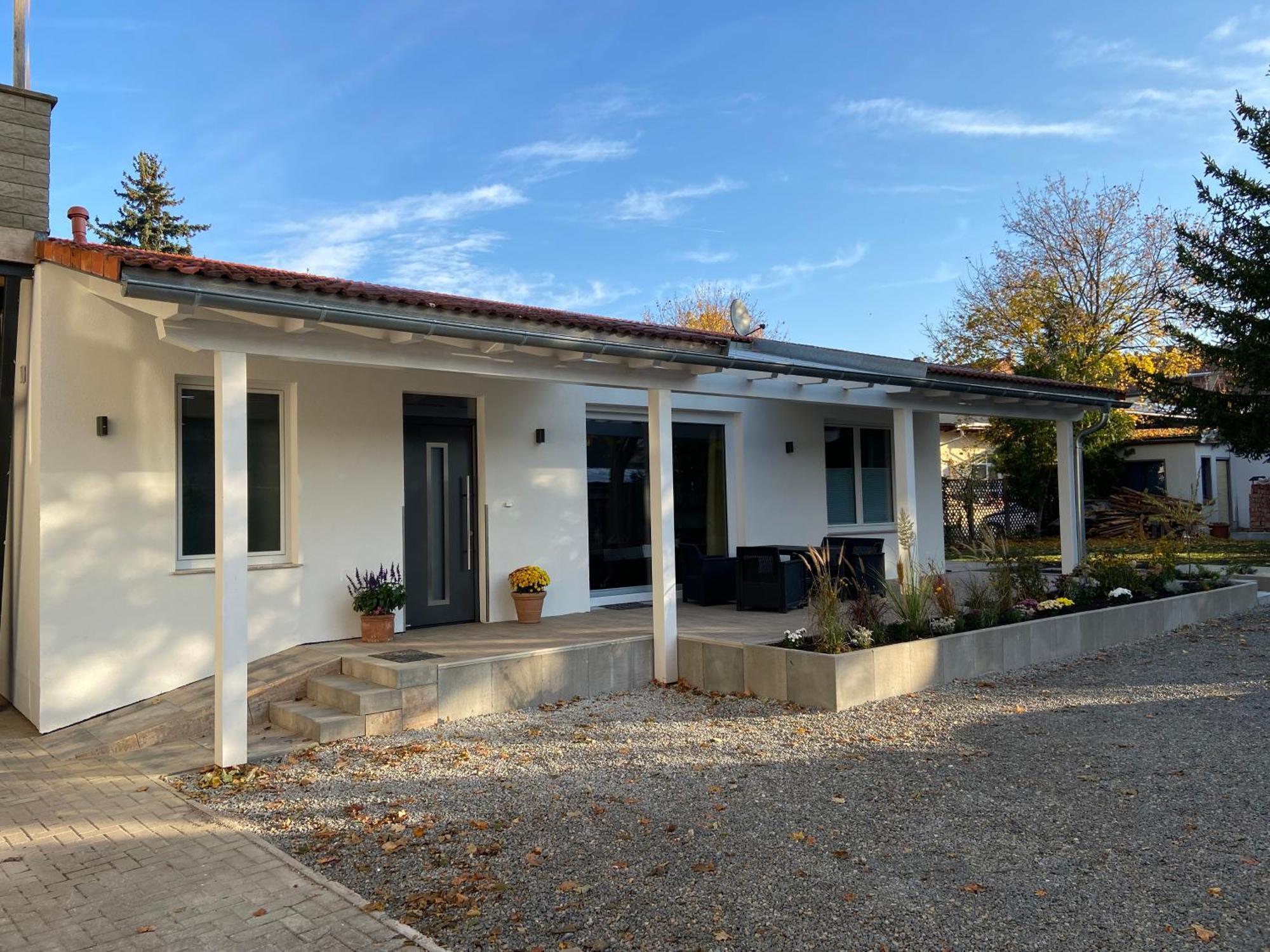 Auszeit Erfurt - Stilvoller Bungalow Mit Parkplatz - Zentrumsnah Exterior photo